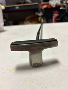 lot 80 image: STX Sync tour putter 35 inch