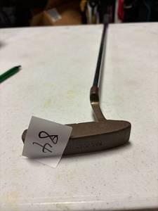 lot 84 image: Pal Joey B-1 putter 35 inch