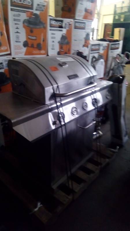 lot 7709 image: nexgrill 4 burner gas grill.
