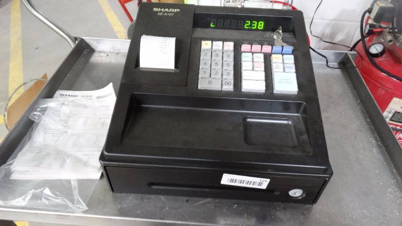 lot 129 image: Sharp XE-A107 cash register system w key