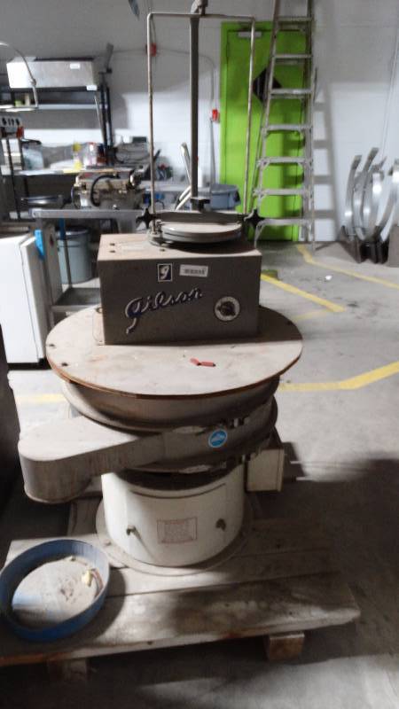 lot 151 image: Sweco- Vibro- Energy separator machine