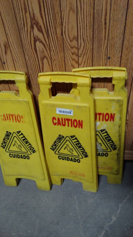lot 159 image: 3 wet floor signs