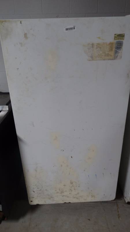 lot 315 image: Whirlpool upright freezer