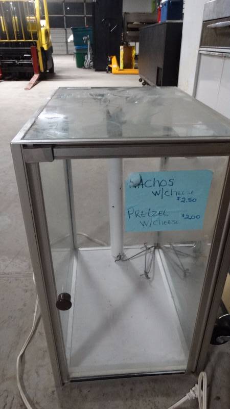 lot 318 image: Nacho chips warmer