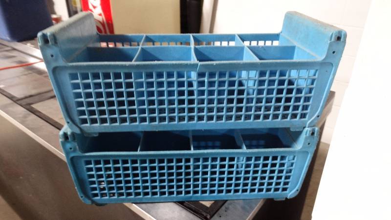 lot 344 image: 3 dishwasher silverware racks