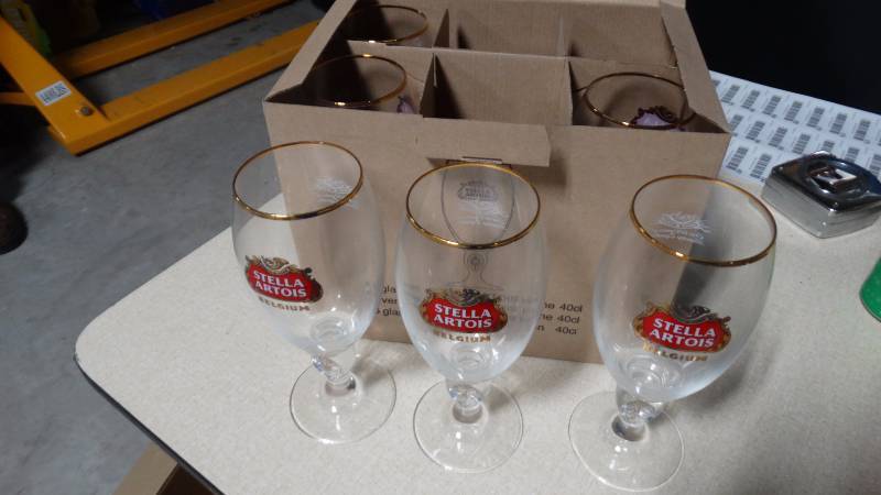 lot 361 image: Case of 6 Stella Artois wine glasses