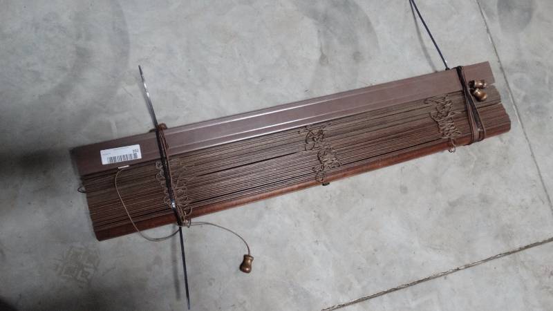 lot 392 image: Wood window blinds- 34-12 wide