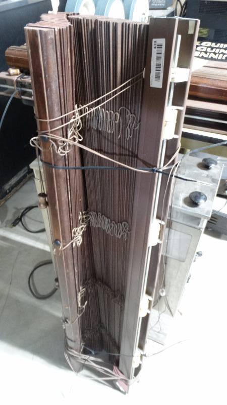 lot 439 image: Wood window blinds- 40-12 wide