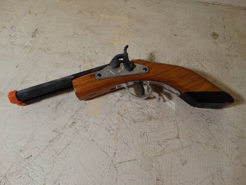 lot 123 image: Old wooden Cap gun.