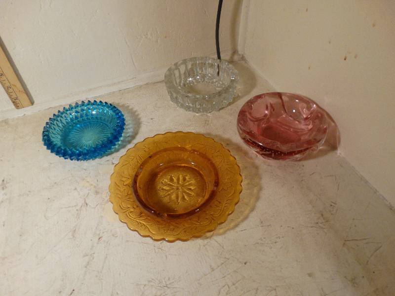 lot 144 image: Lot of 4 Nice Ashtrays.