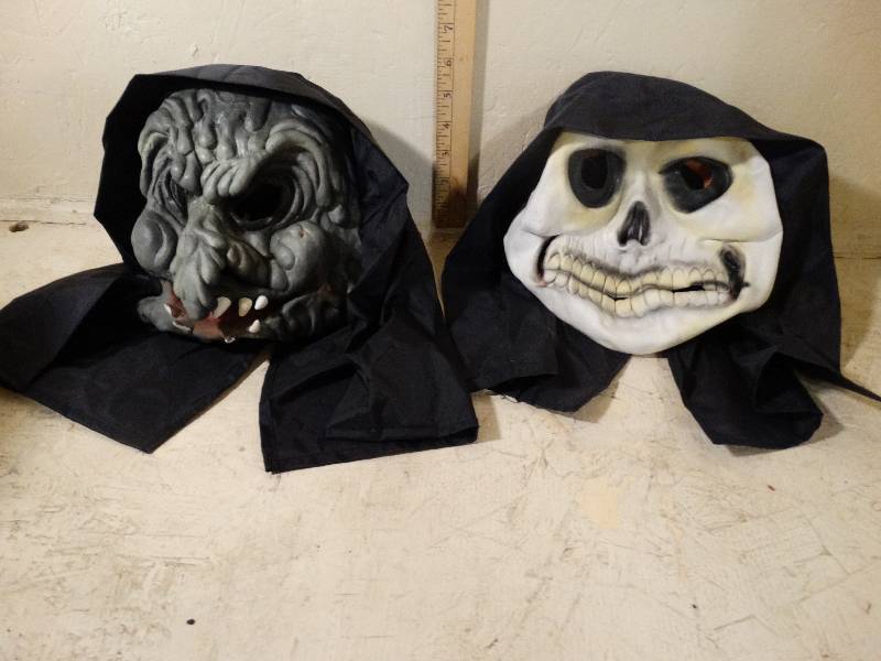 lot 227 image: 2- Scary Halloween Mask.