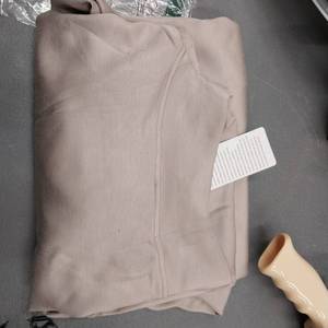 lot 21819 image: Womens Y2k Cute Oversized Beast Cancer Sweatshirts Teen Girl Preppy Clothes Trendy Hoodies Turtleneck Pullover Vacation Outfits for Women Fashion large