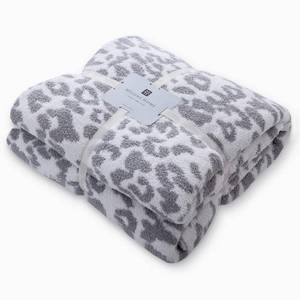 lot 21899 image: MH MYLUNE HOME Ultra Soft Micro Plush White Grey Leopard Blanket (51x63 inches) Warm Reversible Cheetah Blanket Leopard Pattern Throw for Couch Bed Sofa