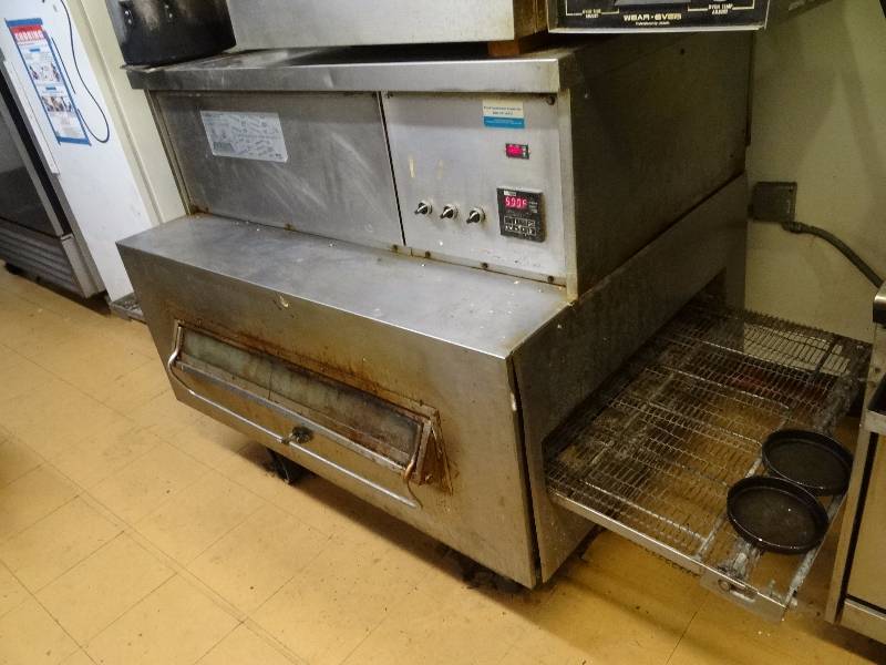 lot 5208 image: Middleby Marshall Conveyor Pizza Oven