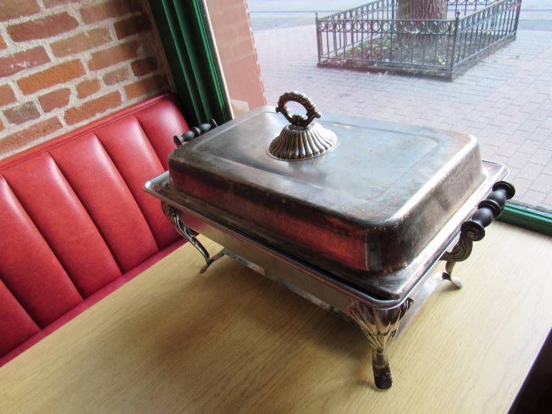 lot 4946 image: Sterling Silver Chaffing Dish