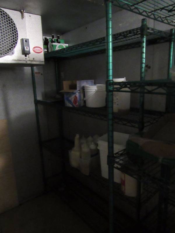 lot 4996 image: Eagle 60 X 14 Wire Metro Style Shelf