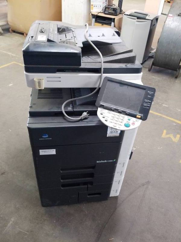 lot 3261 image: Konica bizhub C650 color copier