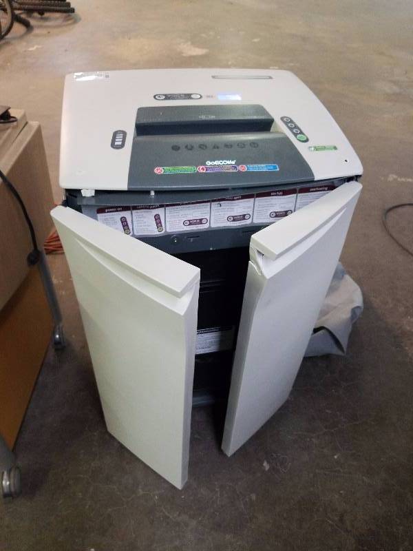 lot 3287 image: Goecolife paper shredder