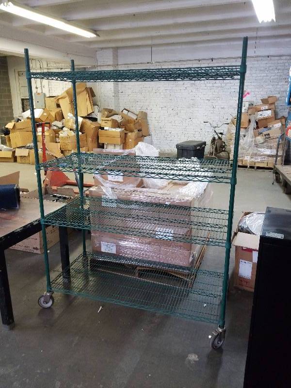 lot 3306 image: Green Epoxy metro rack