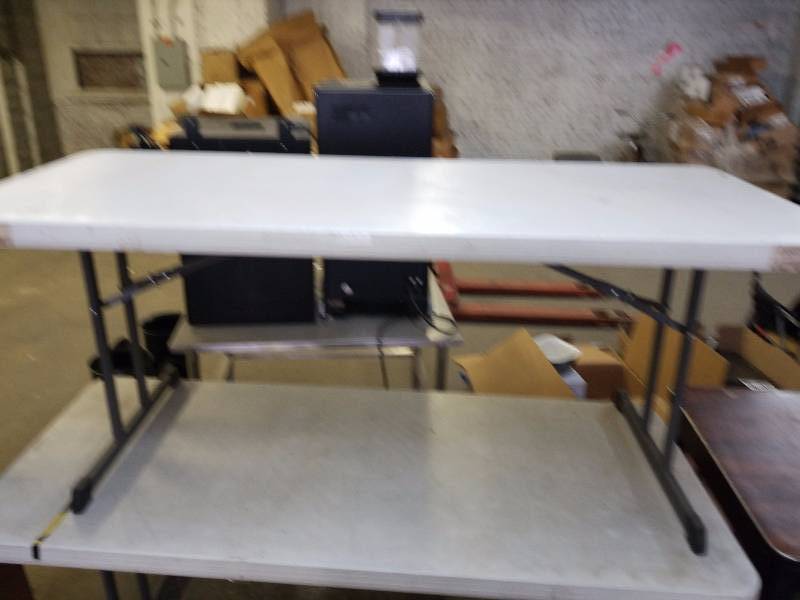 lot 3310 image: Lifetime folding table