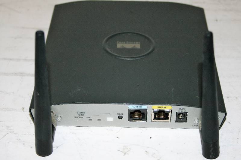 lot 560 image: CISCO AIRONET WIRELESS ACCESS POINT