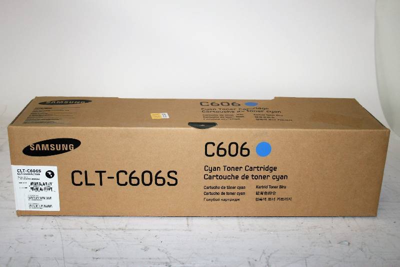 lot 565 image: TONER