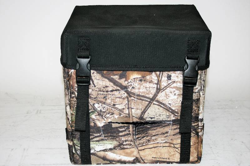 lot 575 image: MOTORCYCLE CAMOUFLAGE SPEAKER ENCLOSURE