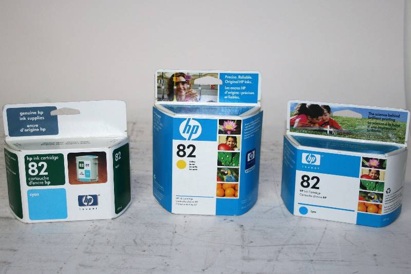 lot 589 image: HP INK CARTRIDGE