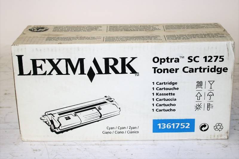 lot 632 image: TONER