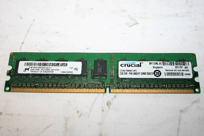 lot 638 image: CRUCIAL MT9HTF25672AZ-667C1 2GB 1RX8 PC2-5300E-555-13-F0