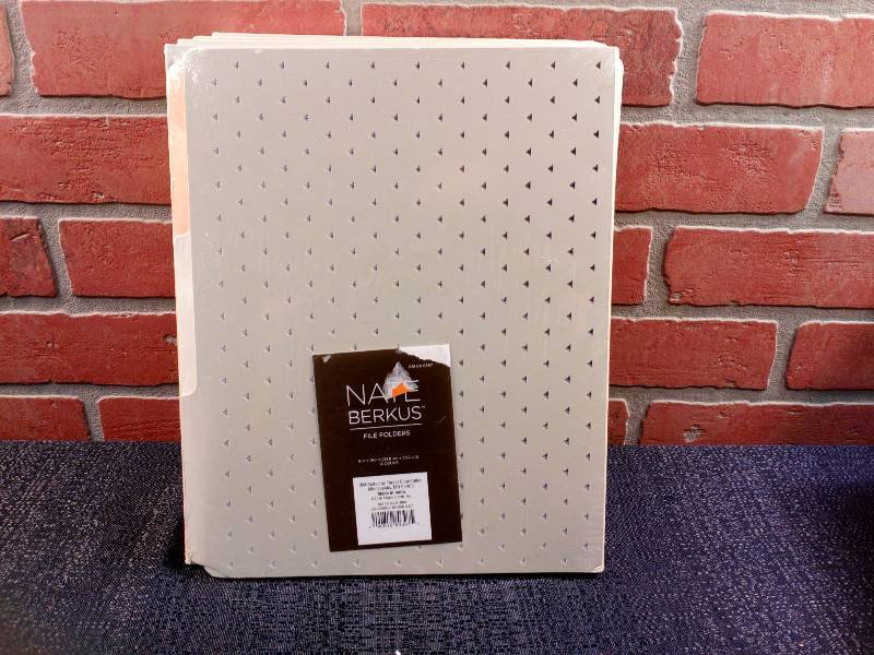 lot 8 image: Nate Berkus  File Folders