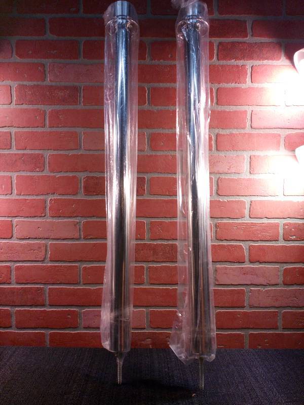 lot 36 image: Crowd Control Posts (posts only)