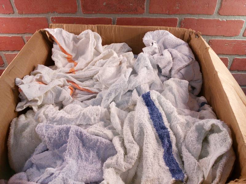 lot 99 image: Assorted Terry Cloth Rags