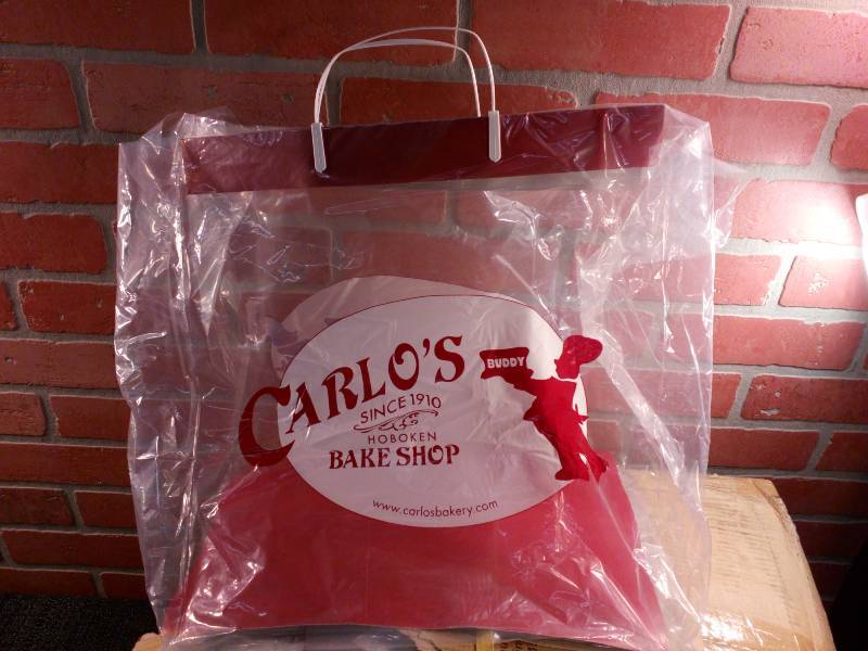 lot 123 image: Carlos Bakery Shopping Bags (light weight)