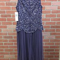 lot 164 image: Petra LTD Formal Evening Gown Party Dress