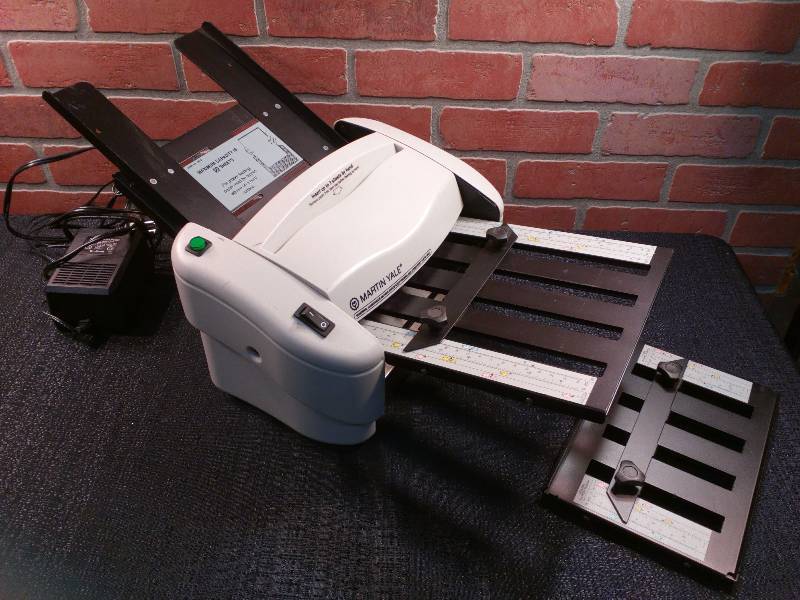 lot 174 image: Martin Yale Rapid Fold Light Duty Desktop AutoFolder
