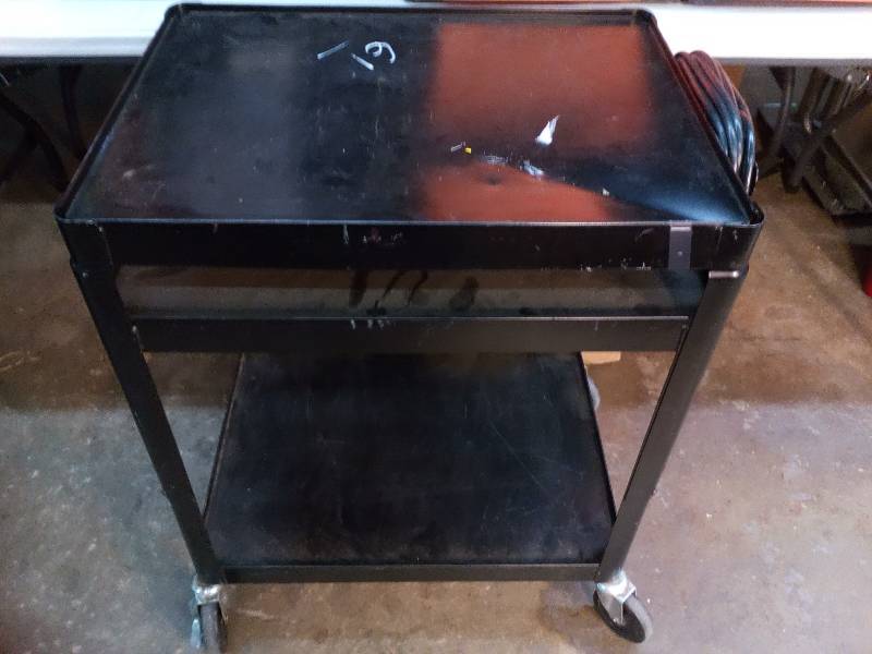 lot 178 image: 3-Shelf Audio Visual Metal Rolling Cart