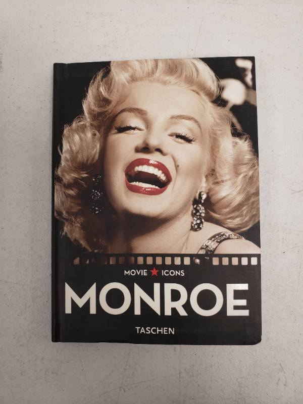 lot 10000042 image: Movie Icons - Marilyn Monroe Enchantress By F.X. Feeney