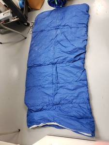 lot 6267 image: Winnebago Blue Sleeping Bag PRE-OWNED