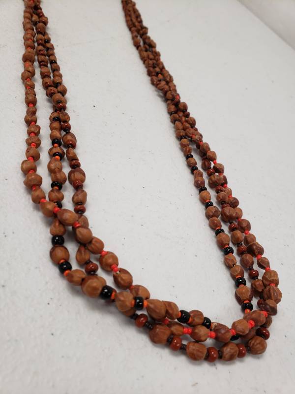 lot 10000015 image: 17 Inch Brown Black Orange and Red 3-Layer Beaded Necklace