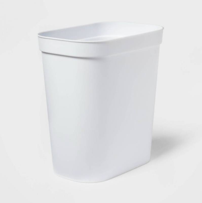 lot 96624 image: Brightroom 2.5 Gallon Wastebasket - White