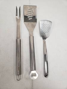 lot 6724 image: Stainless Steel BBQ Utensils - Set of 3