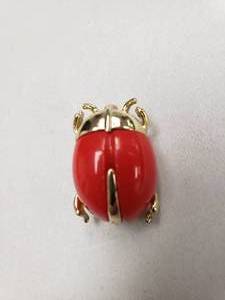lot 6782 image: 1 Inch Gold and Red Bug Fashion PinBrooch