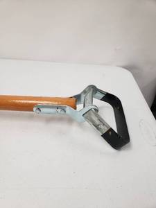 lot 967102 image: Husky 54 Inch Wood Handle Action Hoe with Grip