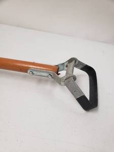 lot 967113 image: Husky 54 Inch Wood Handle Action Hoe with Grip