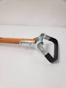 lot 967115 image: Husky 54 Inch Wood Handle Action Hoe with Grip