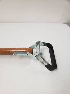lot 967118 image: Husky 54 Inch Wood Handle Action Hoe with Grip