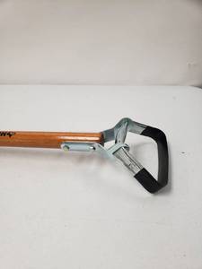 lot 967131 image: Husky 54 Inch Wood Handle Action Hoe with Grip