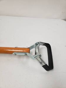lot 967133 image: Husky 54 Inch Wood Handle Action Hoe with Grip