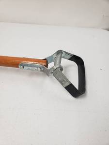 lot 967135 image: Husky 54 Inch Wood Handle Action Hoe with Grip